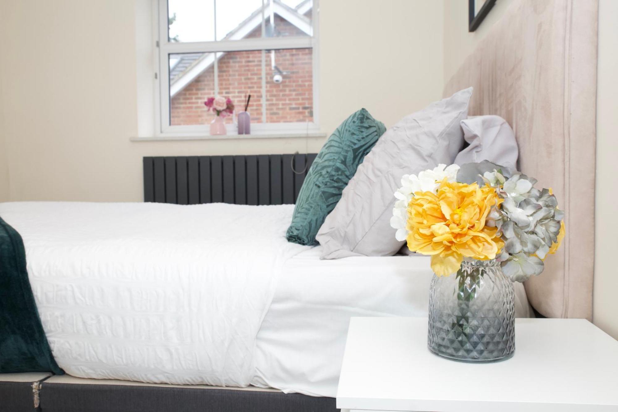 Spacious Modern 2 Bed Flat In City Centre Reading Buitenkant foto